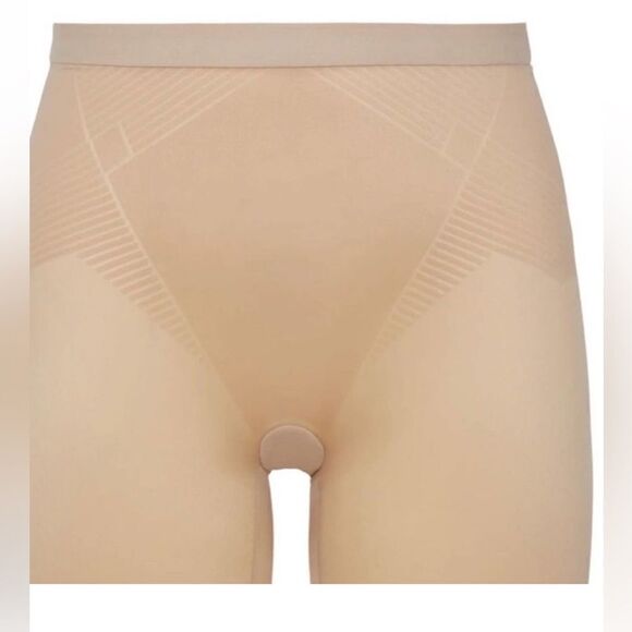 NWT Spanx Thinstincts High-Waist Mid-Thigh Short XL - Picture 4 of 7